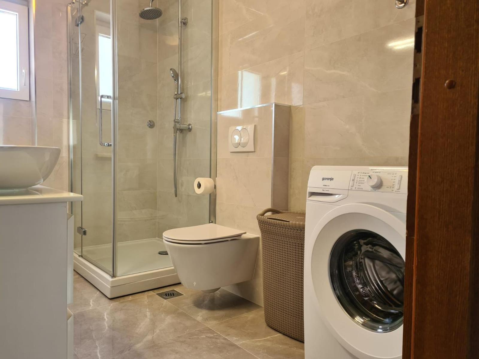 Apartments Jelena Supetar - Four Apartments - A Small House With A Private Yard - Two-Room Apartment With A Sea View - Studio Apartment - Two-Room Apartment With Garden View- Free Parking Extérieur photo